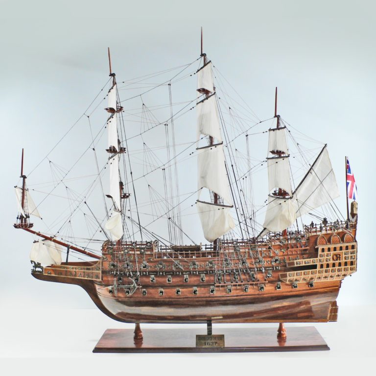 Handgefertigtes Schiffsmodell aus Holz der Sovereign of the Seas