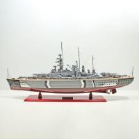 Maquette de bateau en bois faite à la main du Bismarck