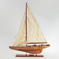 Handgefertigtes Schiffsmodell aus Holz der Ranger