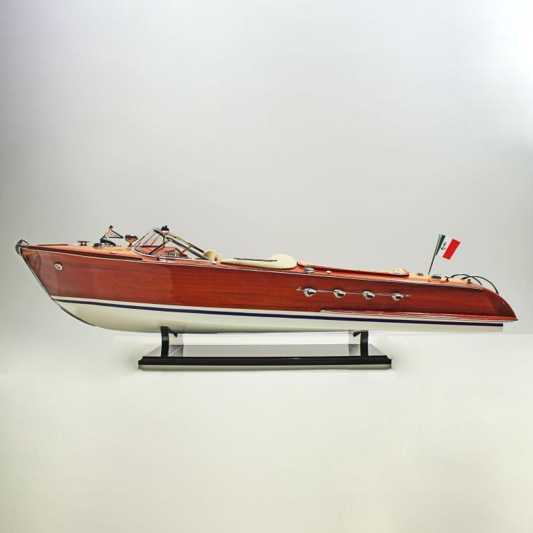 Handgefertigtes Schiffsmodell aus Holz der Riva Aquarama Replice