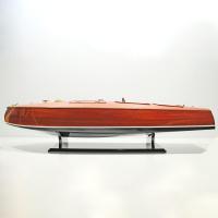 Handgefertigtes Schiffsmodell aus Holz der Zipper Hydroplane
